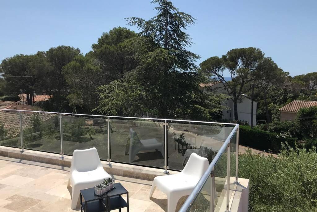 "Les Alizes" Cote Piscine Proche Bord De Mer Saint-Raphael  Luaran gambar